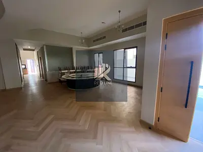 للايجار فيلا الحوشى الشارقه تشطيب كامل | تشطيبات عالية الجودة | سعر مميز | تصميم عصري | مساحات واسعة | بالقرب من الخدمات اليوميه والمرافق | موقع مميز