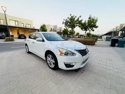 2016 Nissan Altima SV GCC Specs in Excellent Condition