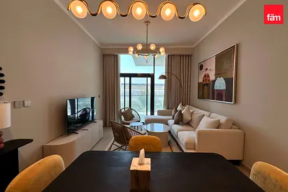 Low Fllor | Corner Unit | Closed Kitchen