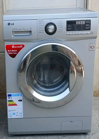 Fully automatic Brand LG 6kg washer, 3kg full dryer. color silver. Perfect working condition.
