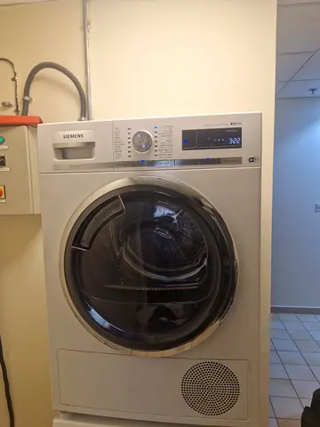 Siemens iq 700 9 kg dryer new model with wifi connect