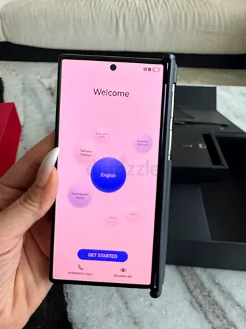 HUAWEI Mate XT | ULTIMATE DESIGN – 1 TB – Black
Brand new, unused tri-fold phone received as a gift