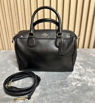 Preloved Coach Mini Bennett in Crossgrain Leather