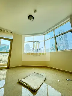 3BR Apartment with Master Bedroom and Laundry Room and parking free in Al Taawun
