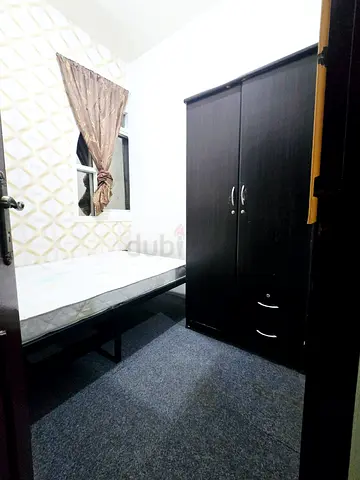 Mushrif mall near furnished single male room