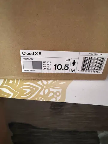Frost alloy Cloud X5 shoes (size 10 uk ) new in box. Never used before