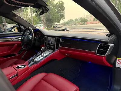 صورة 5 لـ 2014 Porsche PANAMERA