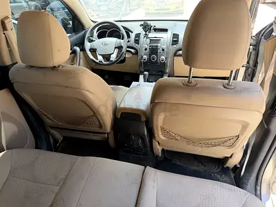 2012 Kia Sorento GCC Specs in Excellent Condition Dubai plate