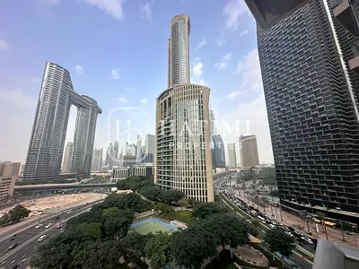 FULLY FURNISHED| PRIME DOWNTOWN LOCATION| CHIC