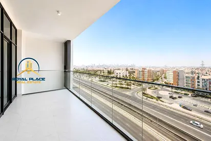 Spacious 2BR| Prime Location | Azizi Central