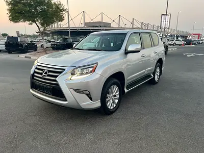 2019 Lexus GX 460 GCC Specs full option single owner full service history from al Futtaim automobile