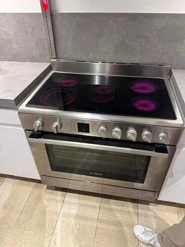 Bosch 5 burner electric electric 90 by 60