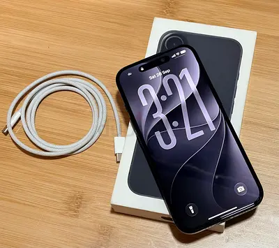 Iphone 16 128GB Black - 99% battery Health