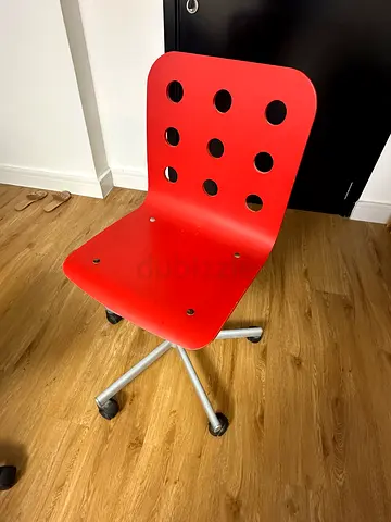 Desk chair