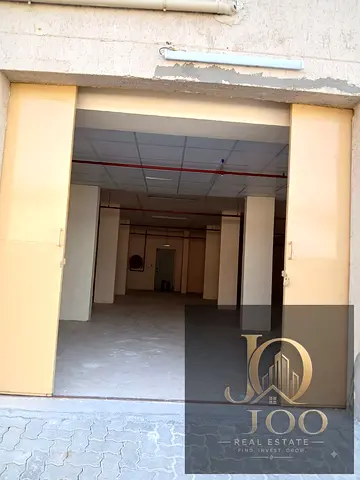 مستودع جديد بمواصفات عملية | كهرباء 20 كيلووات | دفعات مرنة