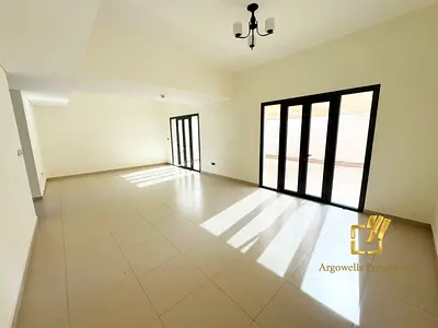 Modern Corner Spacious 3-Bedroom Villa | 2024 built