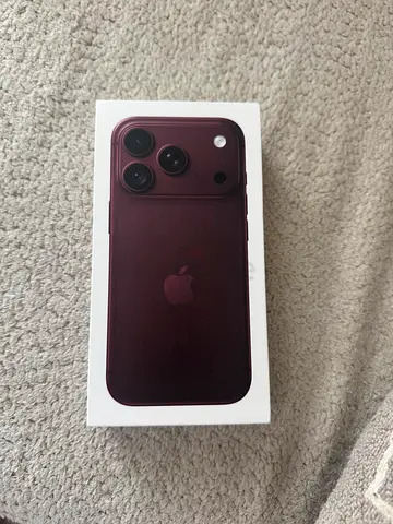 IPhone 18 Pro Burgundy 256GB