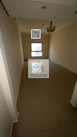3 غرف وصالة + غرفة خادمة + غرفة غسيل + 5 حمامات + خزائن بالحائط + بلكونة + ثاني ساكن + باركن خاص + شهر مجاني + 4 أو 6 دفعات