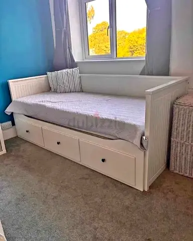 IKEA Hemnes Daybed with 2 Mattresses - Great Condition