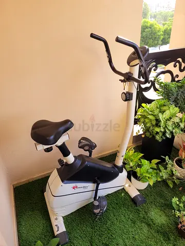 Upright Exercise Bike in Good Condition - Compact Home Cardio Bike