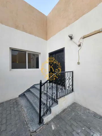 GORGEOUS! 2 BEDROOM HALL WITH PRIVATE ENTERANCE! AVAILABLE AT MBZ CITY