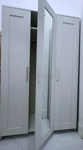 3 door wardrobe