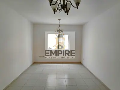 HOT DEAL 1BHK BRIGHT APPARTMENT//WITH PARKING// FAMILY BULIDING//EASY CLOSE EXIT TO DUBAI