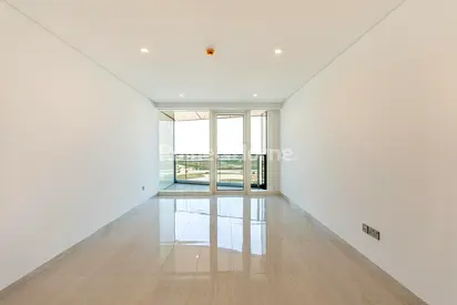 2BED + MAID | STABLES VIEW | CLOSE TO OP