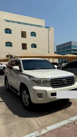 Toyota Land Cruiser EXR 2014 GCC Specs