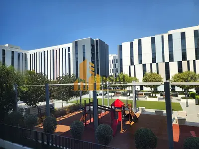 Luxurious Fully Furnished Studio,GYM,Pool,Parking,Aljahda Community