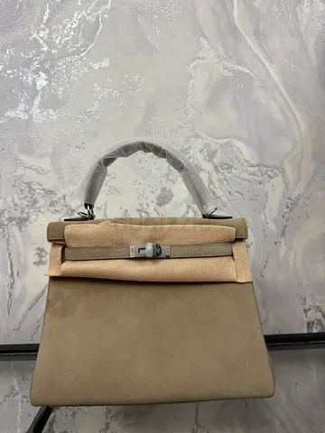 Hermes Kelly 25cm Suede leather
