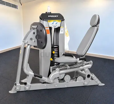 Hoist leg press machine
