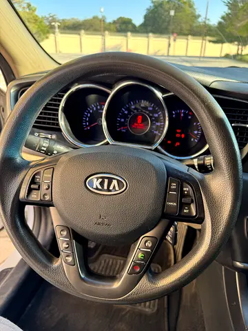 صورة مصغرة 12 لـ 2012 KIA OPTIMA