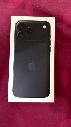 Iphone 18 pro max 2TB black