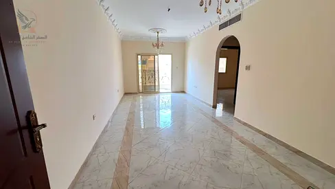 شقة غرفة وصالة للإيجار السنوي بحمامين وبلكونة بموقع استراتيجي وتشطيبات راقية قريبة من الجامعة والخدمات وجاهزة تماماً للسكن الفوري!!