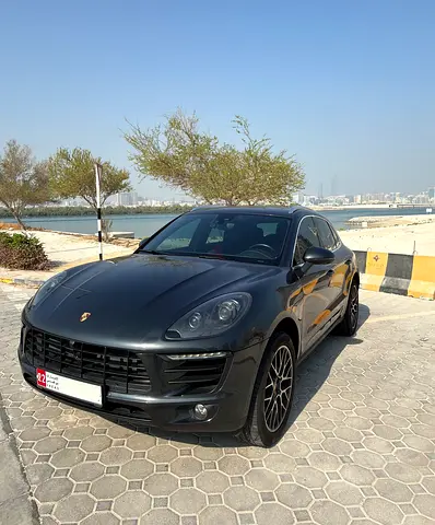 2017 Porsche Macan S GCC Specs