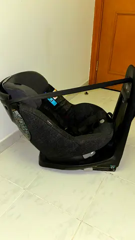 Baby car seat - front and rear face sitting - in good used condition
