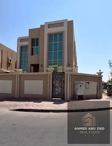 Corner Villa on Two Streets for Sale in Al Rawda 3 Ajman, 3,200 Sq Ft, 5 Bedrooms, Hall and Majlis, Rented for AED 85K Yearly Near Mosque and Main Roa