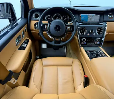 صورة 10 لـ 2022 ROLLS-ROYCE CULLINAN