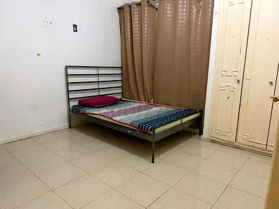 Regular room available for females,Nepal,Indian,pilipino,near Al Wahda Mall airport road