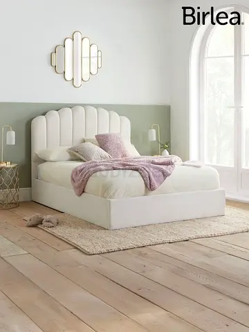 Modren Style brand new Queen size bed with medicated mattress Storage bed Queen bed