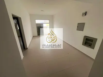 بناية جديدة,اول ساكن,مساحة واسعة,موقع مميز,سهل الوصول