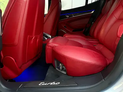 صورة 9 لـ 2014 Porsche PANAMERA