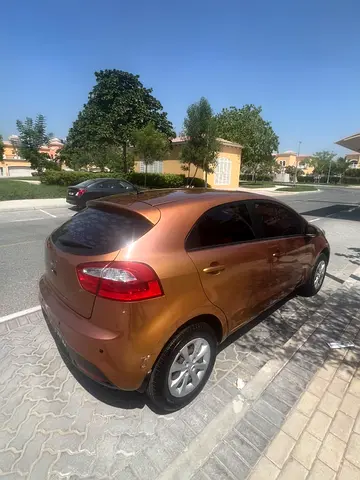 2013 KIA RIO 照片 5