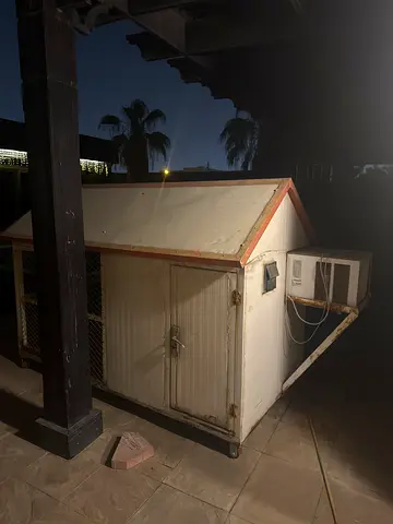 Dog house for sale