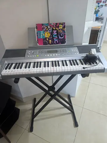 Yamaha PSR Digital Keyboard with Stand and Adapter