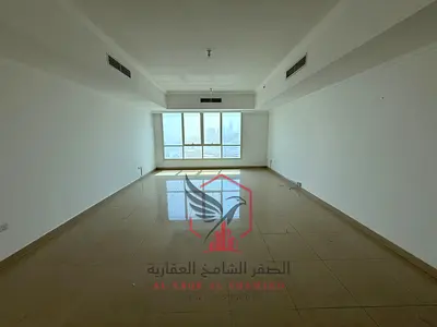غرفتيين وصالة | تاني ساكن | باركن مجانا | غرفة خادمة | مساحات واسعة | بلكونة باطلالة مفتوحة | صيانة مجانية | خزائن للحائط | قريبة من الكورنيش