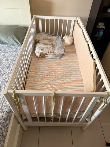 Baby cot