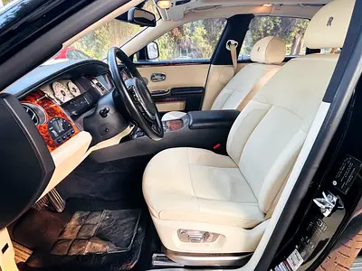 2010 ROLLS-ROYCE GHOST — миниатюра 11