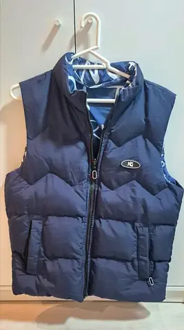 Men's navy padded down-style sleeveless Hoodie vest, size L